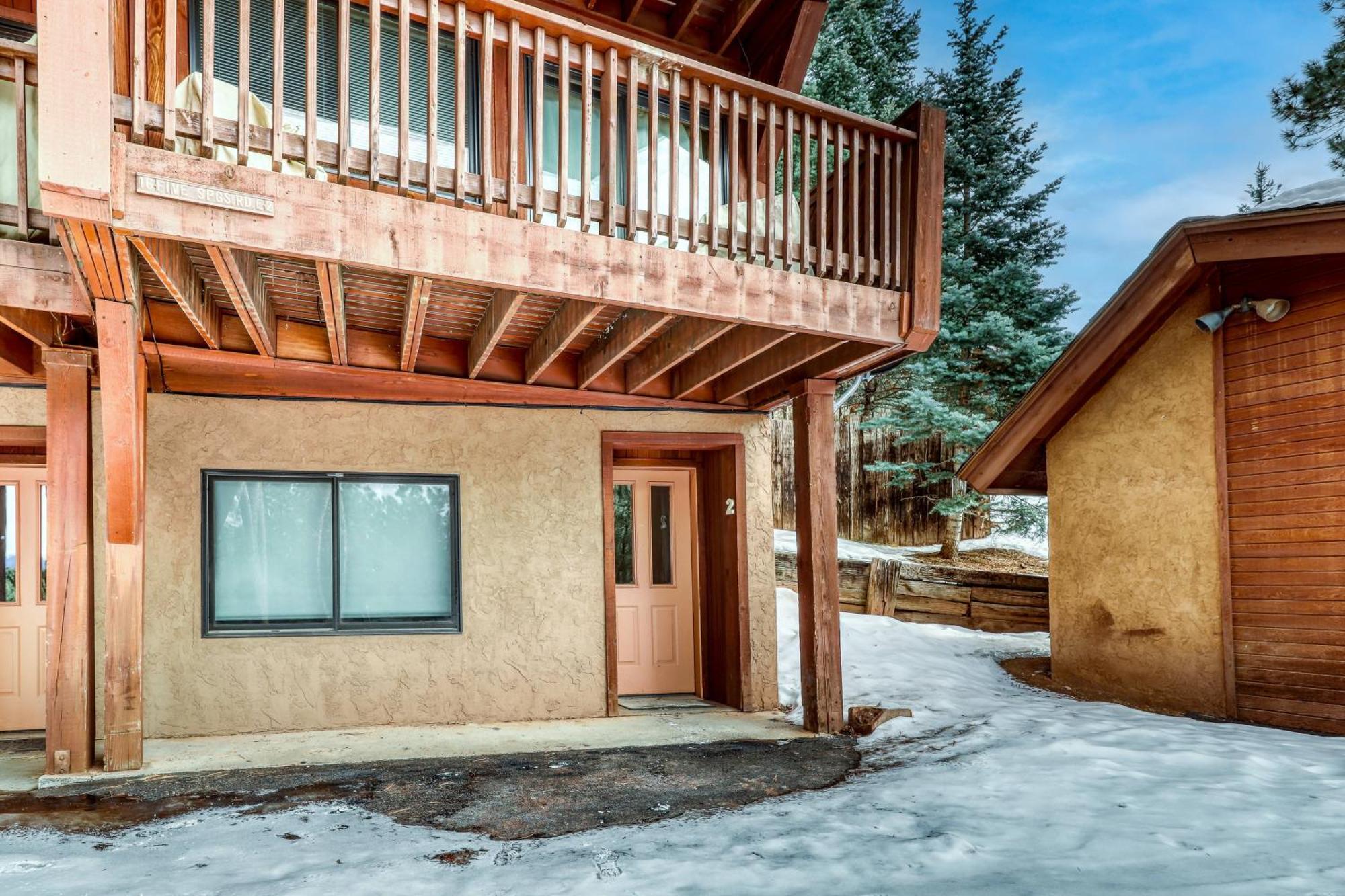 Lift Condos Angel Fire Room photo